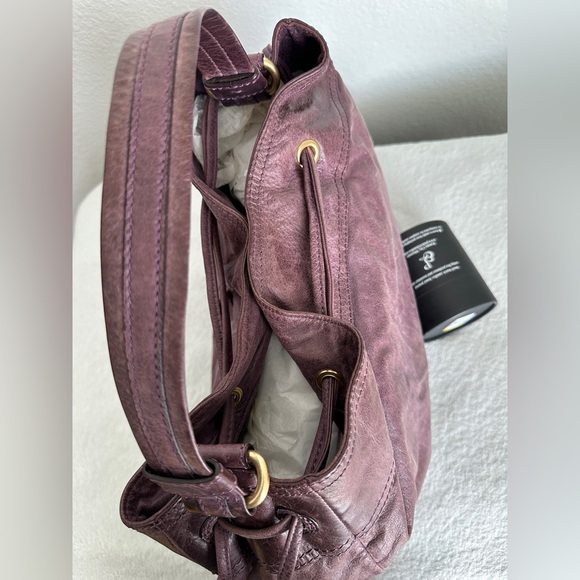 Vintage y2k Juicy Couture Lavender Purple Distressed Leather Large Shoulder - Picture 9 of 12